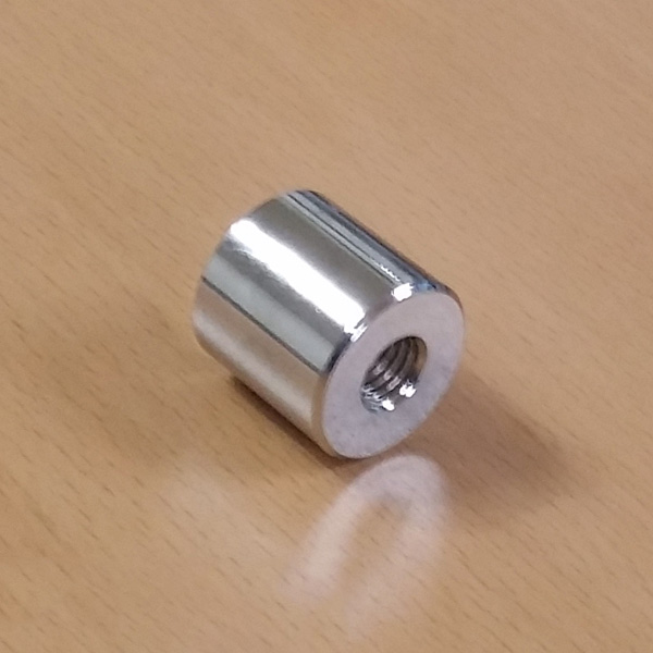 장식 다보볼트 기둥 20&Oslash; 은색 2cm 액자볼트