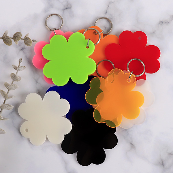아크릴 열쇠고리 클로버 3T 7cm사이즈 색상 선택 가능